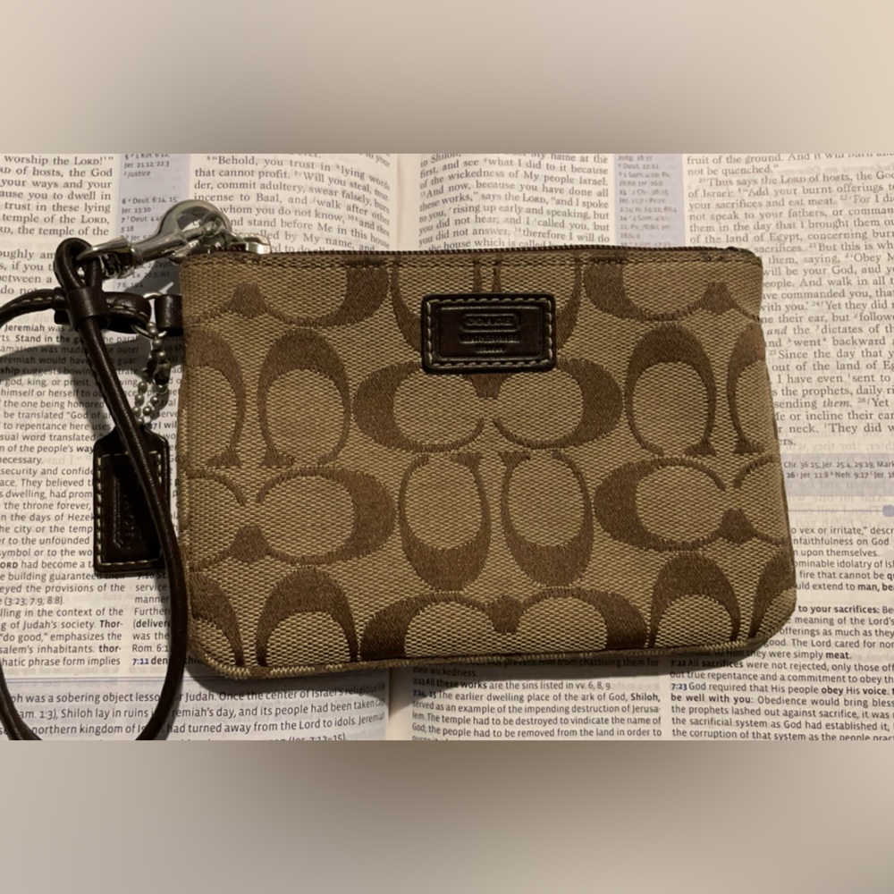 Coach wristlet